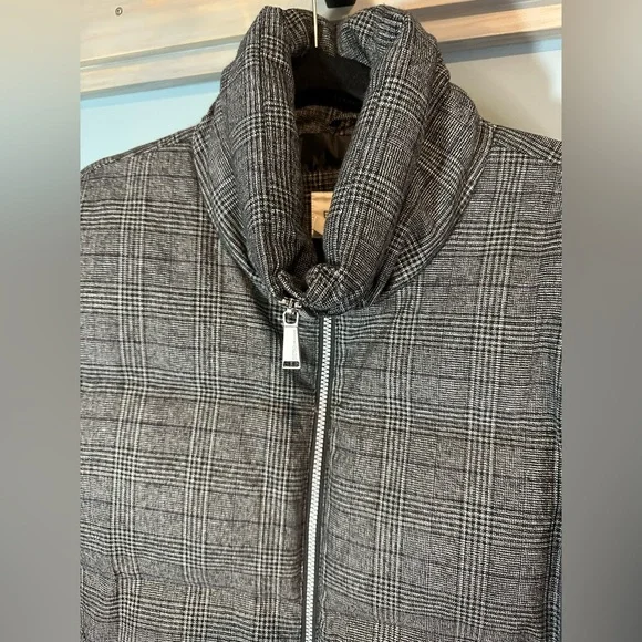 BCBGeneration Plaid Puffer Coat in Black/Grey - Picture 6 of 14